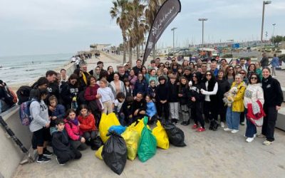 Navegar con propósito: la jornada educativa y sostenible de Mundo Marino junto a Xaloc